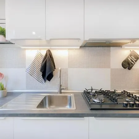 Red Ferrari House - Center Apartment Modena