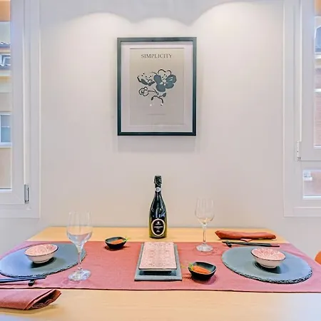 Red Ferrari House - Center Modena